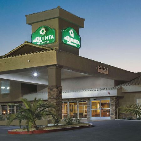 La Quinta Inn & Suites By Wyndham Lv Tropicana Stadium Лас Вегас Екстериор снимка